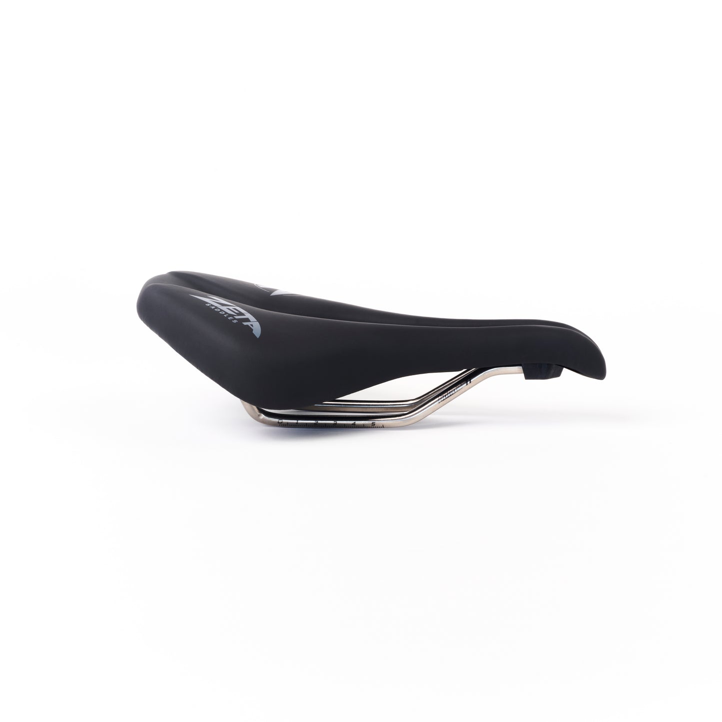 Zeta Saddles Ultima 155 side view